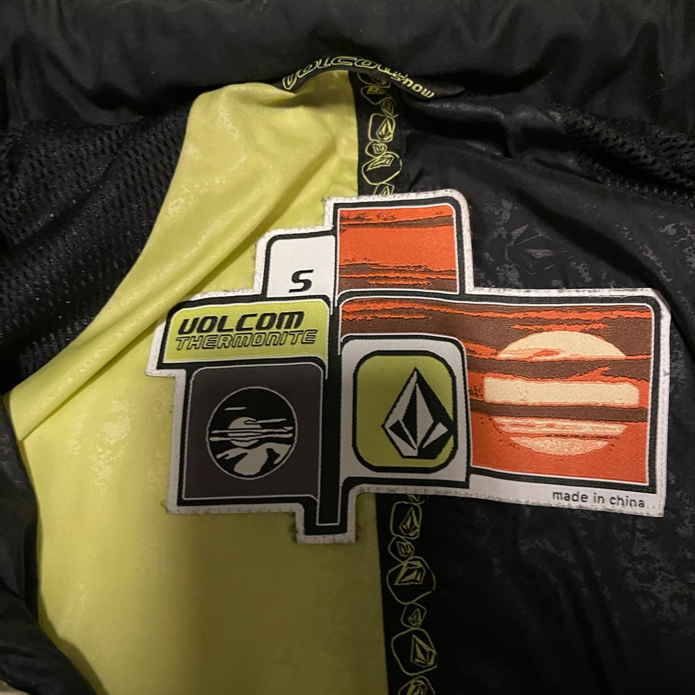 Volcom winter/ski jacket - Picture 2 of 11